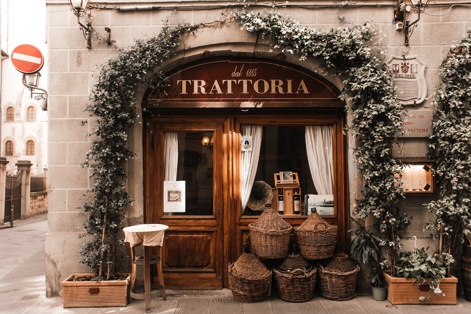 entrance in restaurant with decorations
